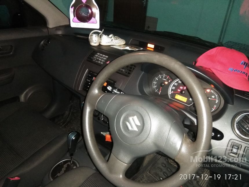 2008 Suzuki Swift ST Hatchback