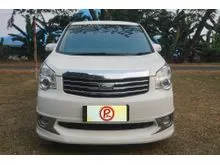 2013 Toyota NAV1 2.0 V Luxury MPV MATIC PEMAKAIAN 2014 TGN1 DARI BARU ATAS NAMA PRIBADI KM LOW ORISINILAN LUAR DALAM MULUS GRESS KREDIT DATA DIBANTU