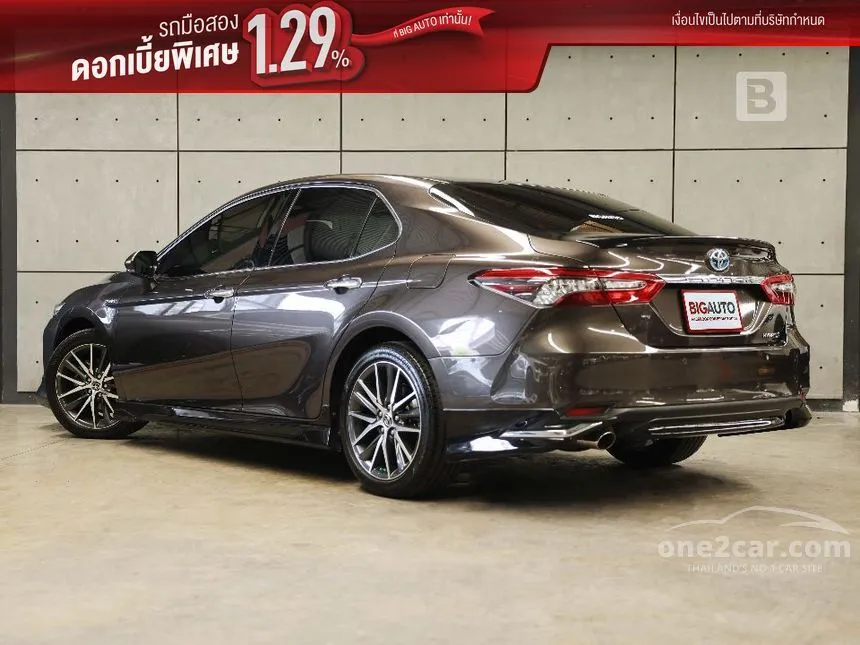 2021 Toyota CAMRY HEV Premium Sedan