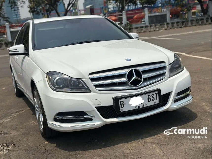 2014 Mercedes-Benz C200 CGI Sedan