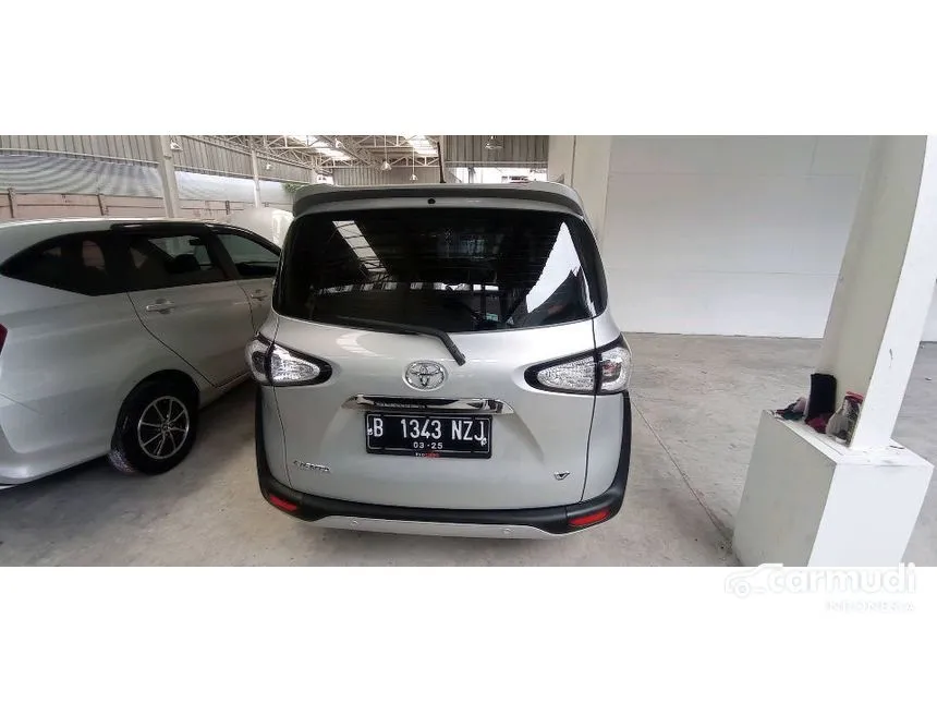 2020 Toyota Sienta V MPV