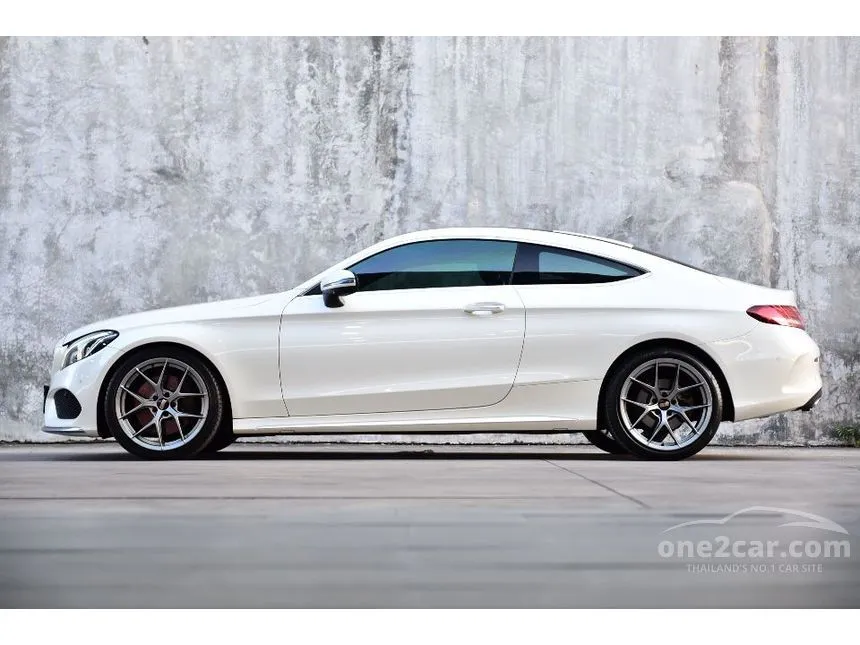 2016 Mercedes-Benz C250 AMG Dynamic Coupe