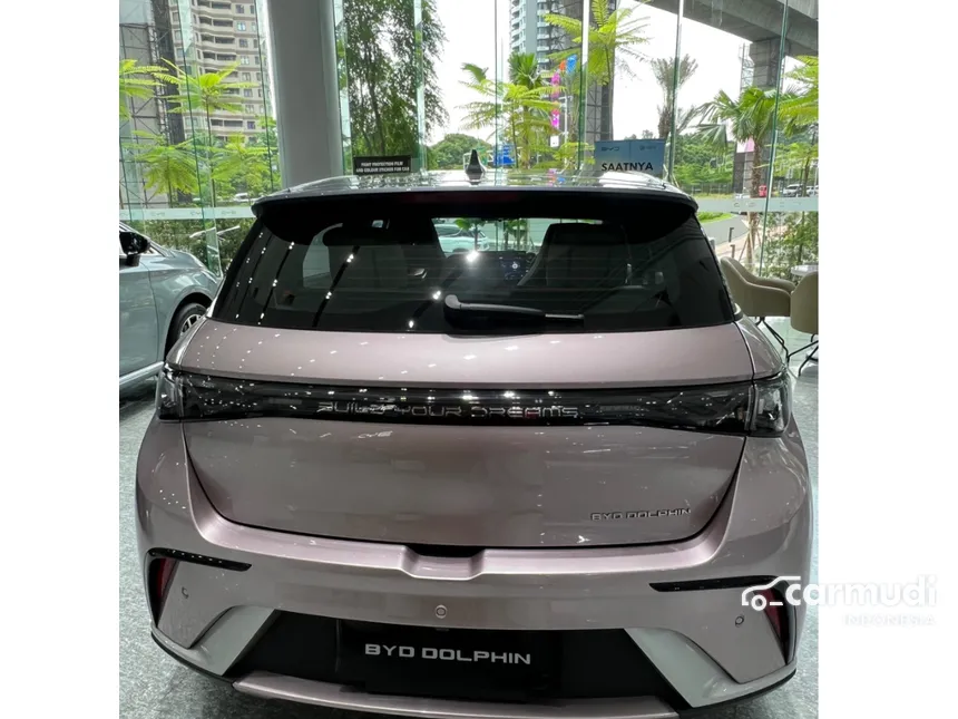 2024 BYD Dolphin Dynamic Standard Range Hatchback