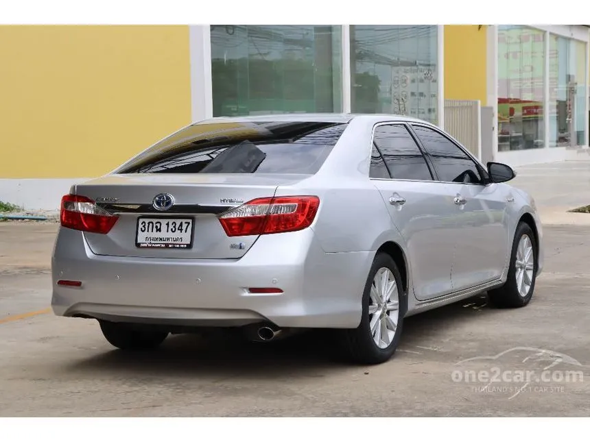 2014 Toyota CAMRY Hybrid Sedan