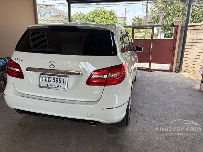 2013 Mercedes-Benz B200 Sports BlueEFFICIENCY Hatchback