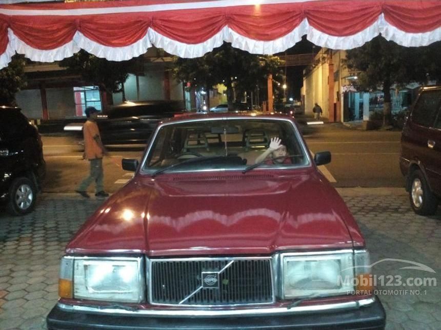 Jual Mobil  Volvo  244 1983 2 3 Manual 2 3 di Jawa Tengah 