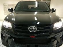 FORTUNER hitungan kredit murah.. bunga ringan