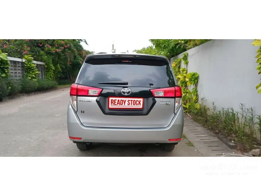 2021 Toyota Kijang Innova V MPV
