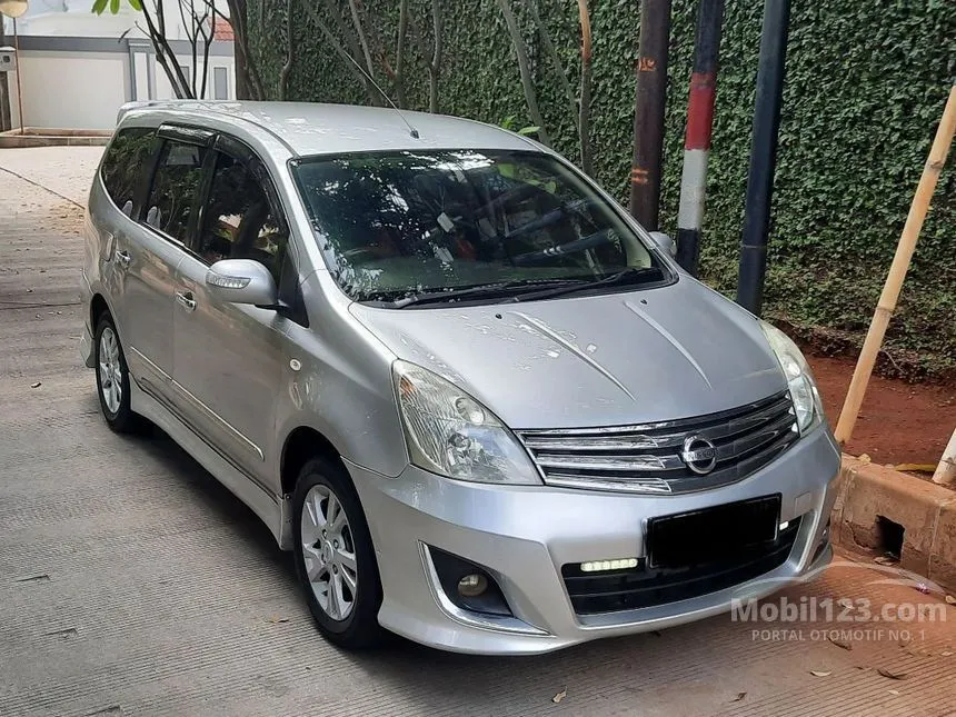 Jual Mobil Nissan Grand Livina 2012 Highway Star Autech 1.8 di DKI Jakarta Manual MPV Silver Rp 69.000.000