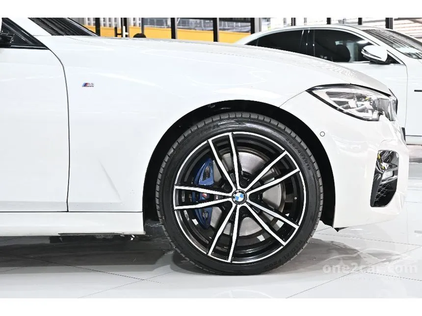 2020 BMW 330e M Sport Sedan