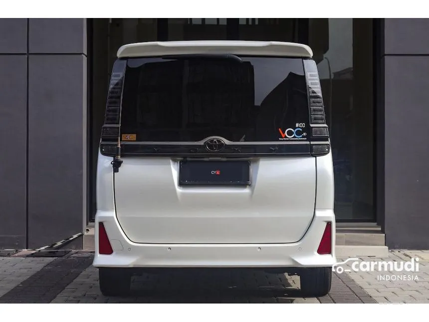 2019 Toyota Voxy MPV