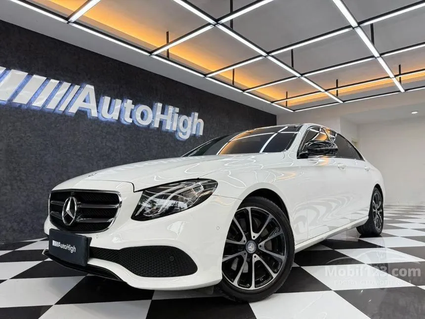 2016 Mercedes-Benz E300 Avantgarde Sedan