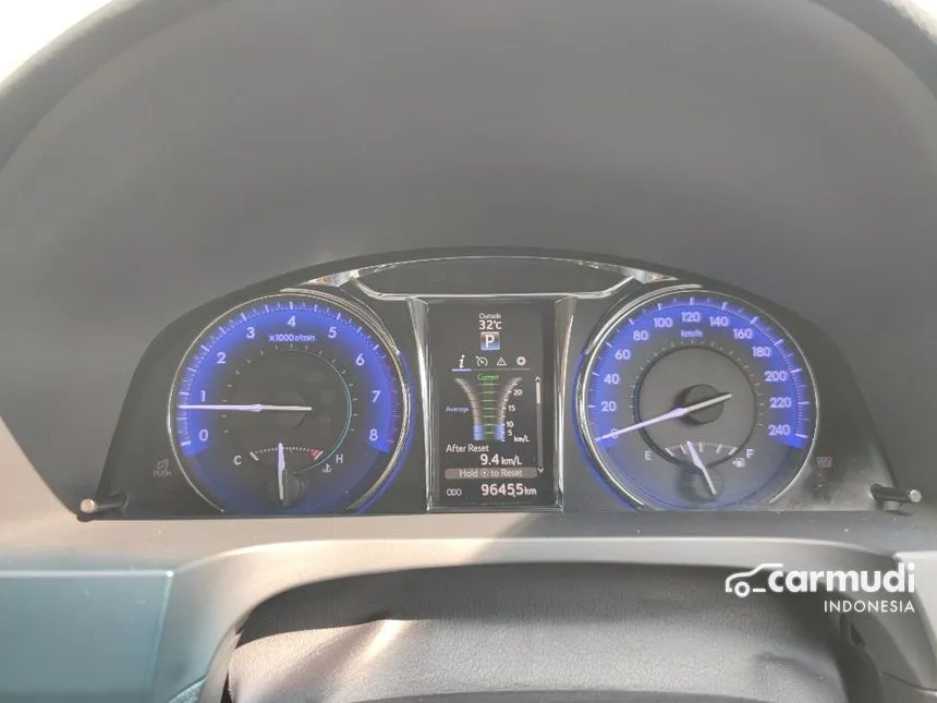 2018 Toyota Camry V Sedan