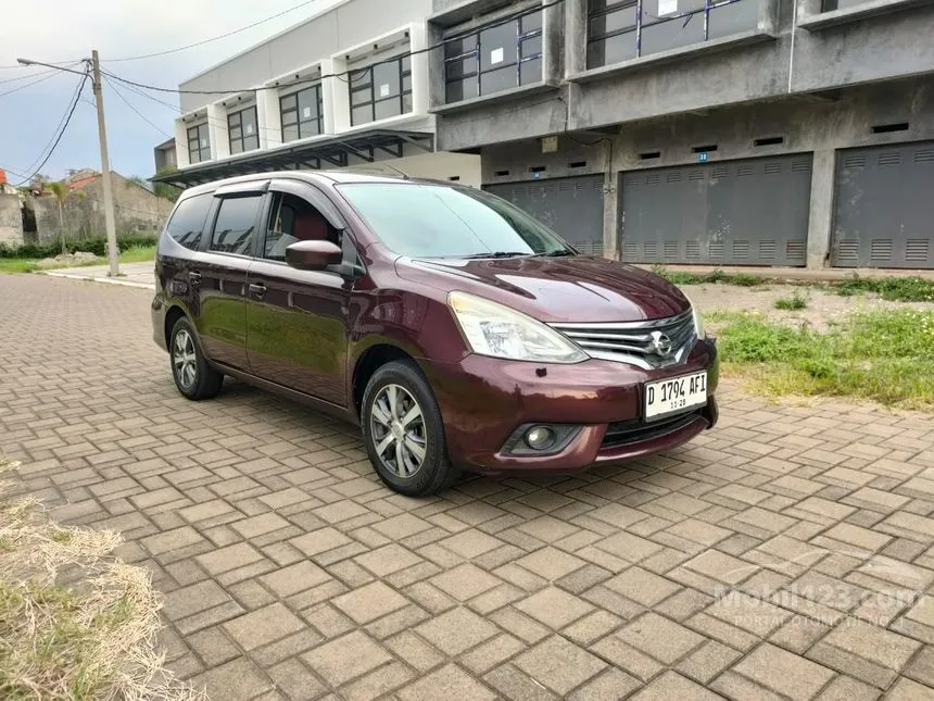 Jual Mobil Nissan Grand Livina 2016 SV 1.5 di Jawa Barat Automatic MPV Marun Rp 120.000.000