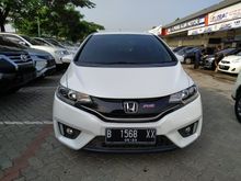 Honda Jazz 1.5 RS Matic 2015 Putih Km Low Terawt pmkaian tgn pertama lengkap smua cash 198.750