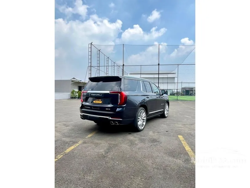 2025 GMC Yukon Denali Ultimate SUV