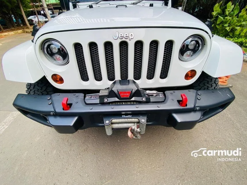 2013 Jeep Wrangler Sahara SUV