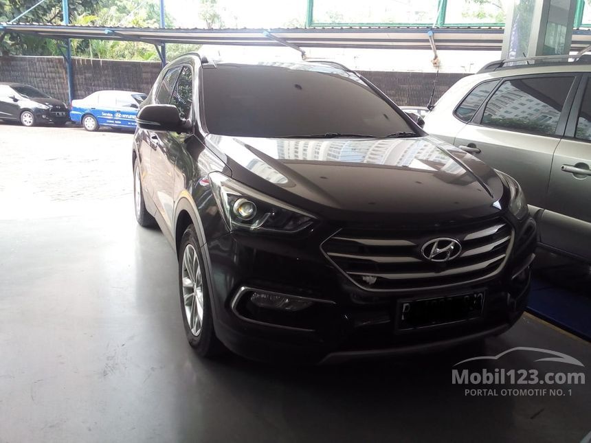 Jual Mobil  Hyundai  Santa Fe 2019 Limited Edition 2 4 di 