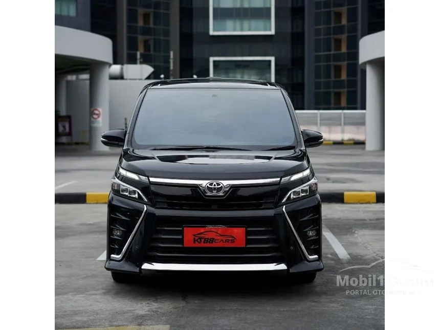 Jual Mobil Toyota Voxy 2018 2.0 di Jawa Barat Automatic Wagon Hitam Rp 355.000.000