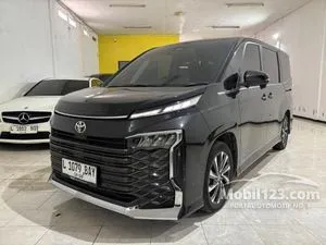 2023 Toyota Voxy 2.0 (Premium Color) MPV