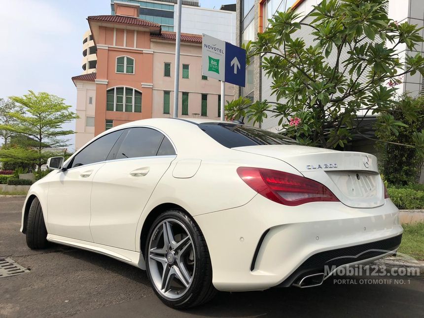 Jual Mobil  Mercedes  Benz  CLA200 2021 Sport  1 6 di  DKI 