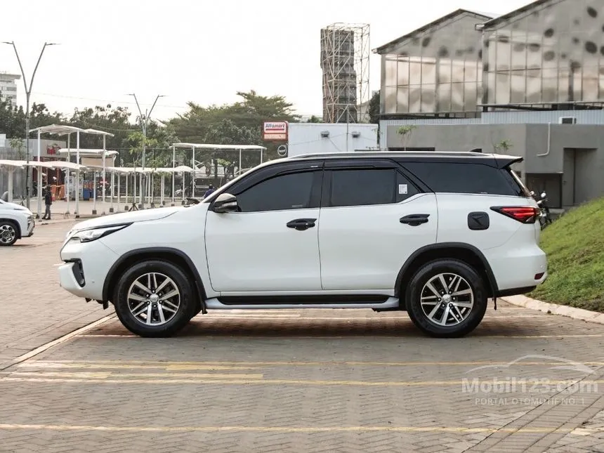 2017 Toyota Fortuner VRZ 4X2 SUV