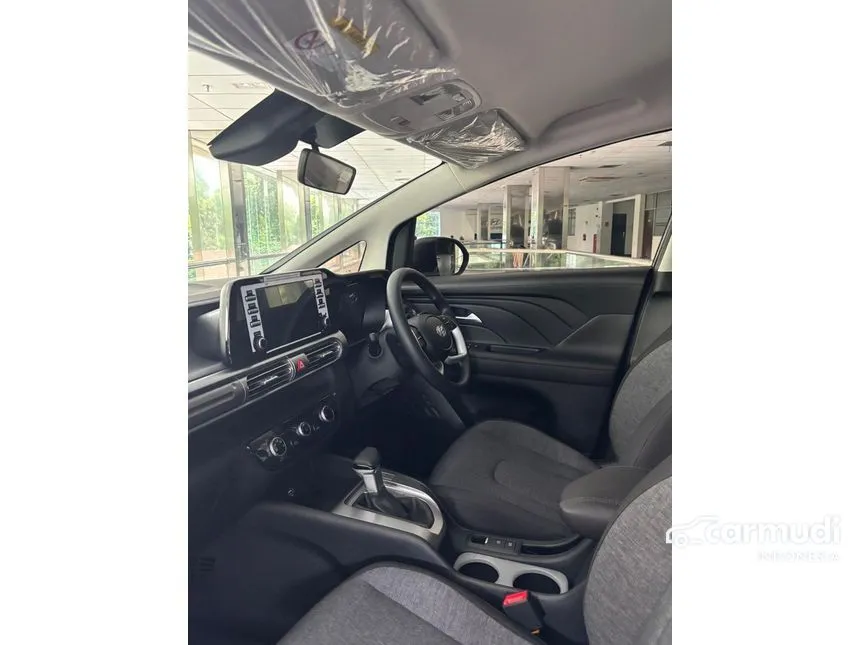 2025 Hyundai Stargazer Essential Tech MPV