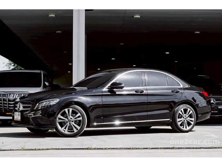 2022 Mercedes-Benz C220 d Avantgarde Sedan