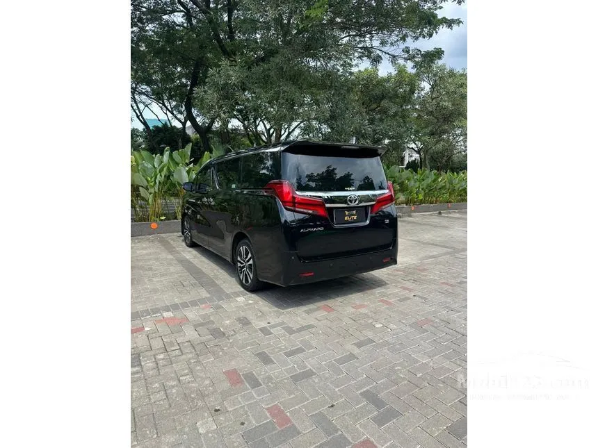 2020 Toyota Alphard SC MPV