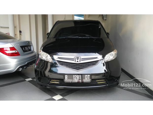  Honda  Elysion  Mobil  Bekas Baru  dijual di Indonesia 