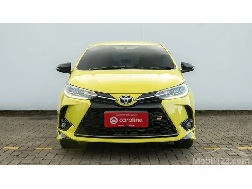 Jual Mobil Toyota Yaris 2022 S GR Sport 1.5 di Jawa Barat Automatic Hatchback Kuning Rp 252.000.000