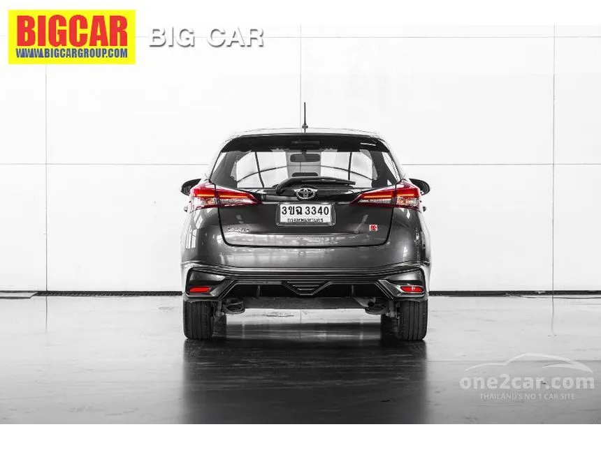 2022 Toyota YARIS Sport Hatchback