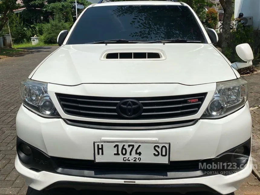 Jual Mobil Toyota Fortuner 2014 G TRD 2.5 di Jawa Tengah Automatic SUV Putih Rp 295.000.000