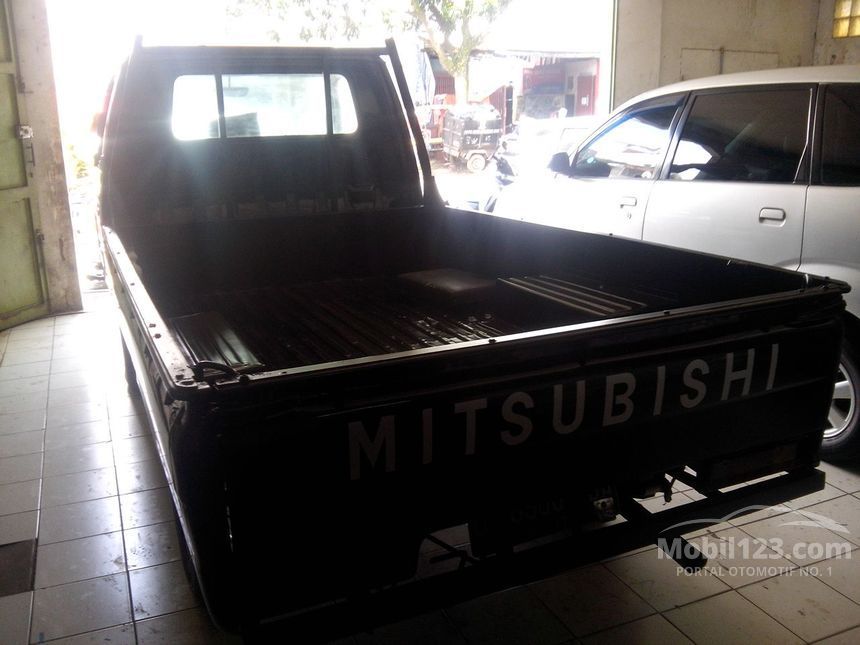 Jual Mobil Mitsubishi Colt L300 2007 L300 2.5 di Jawa Jual Mobil Mitsubishi Colt L300 2007 L300 2.5 di Jawa
