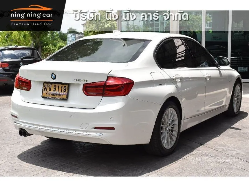 2016 BMW 320i Sedan