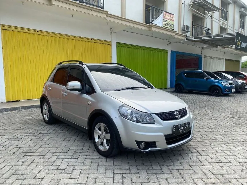 Jual Mobil Suzuki SX4 2011 Cross Over 1.5 di Jawa Timur Automatic Hatchback Silver Rp 109.000.000