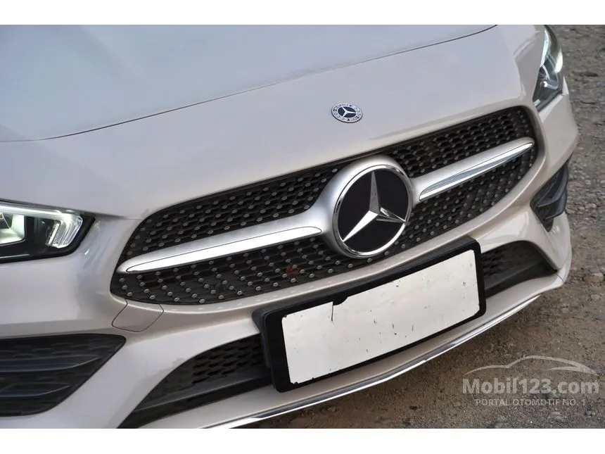 2022 Mercedes-Benz CLA200 AMG Line Coupe