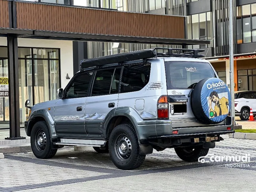 2001 Toyota Land Cruiser Prado SUV