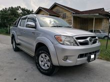 2009 Toyota Hilux 2.5 G Pickup Truck auto