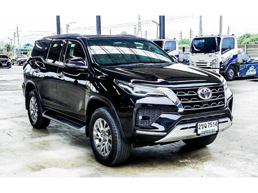 2021 Toyota Fortuner V SUV