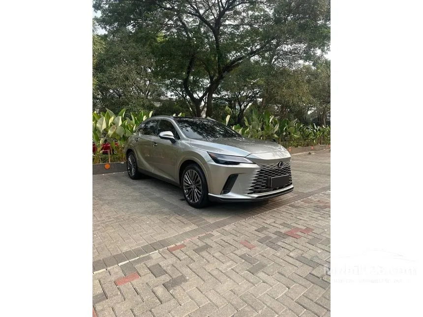 2025 Lexus RX 350h Luxury SUV