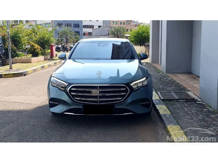 2024 Mercedes-Benz E200 Exclusive Line Sedan