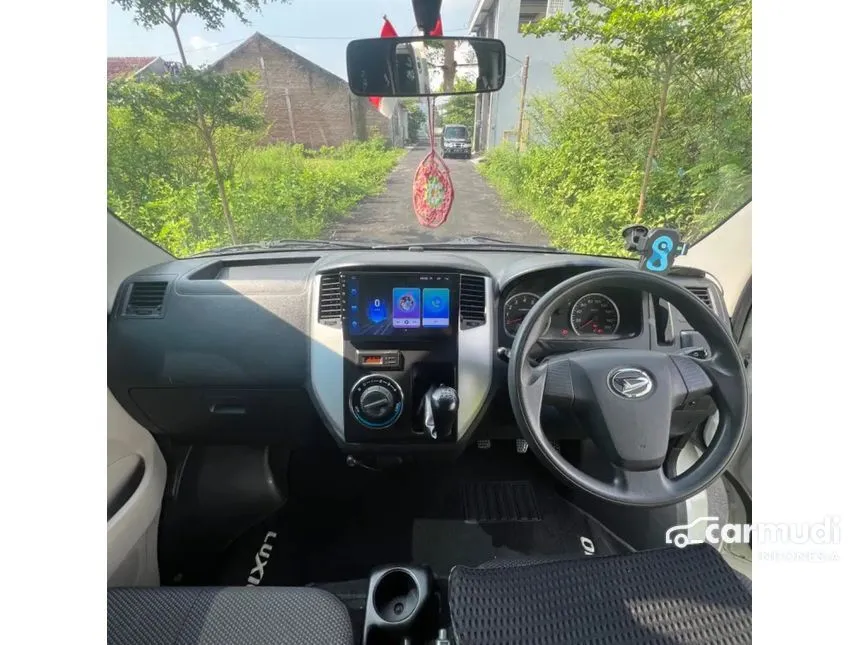 2016 Daihatsu Luxio D MPV