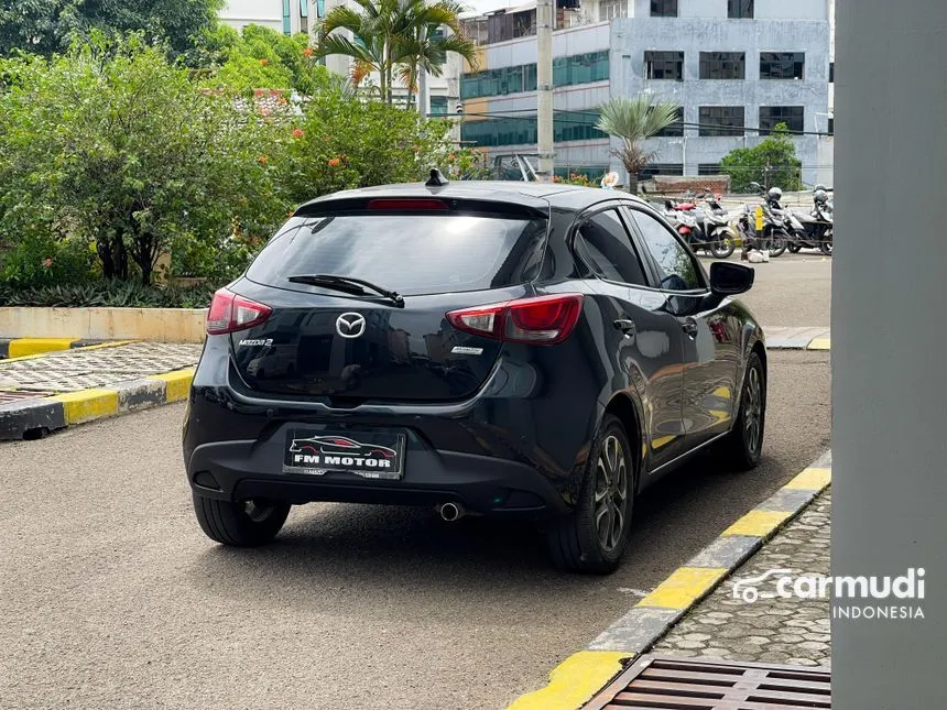 2014 Mazda 2 R Hatchback