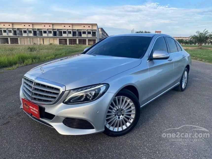 2014 Mercedes-Benz C180 Sedan