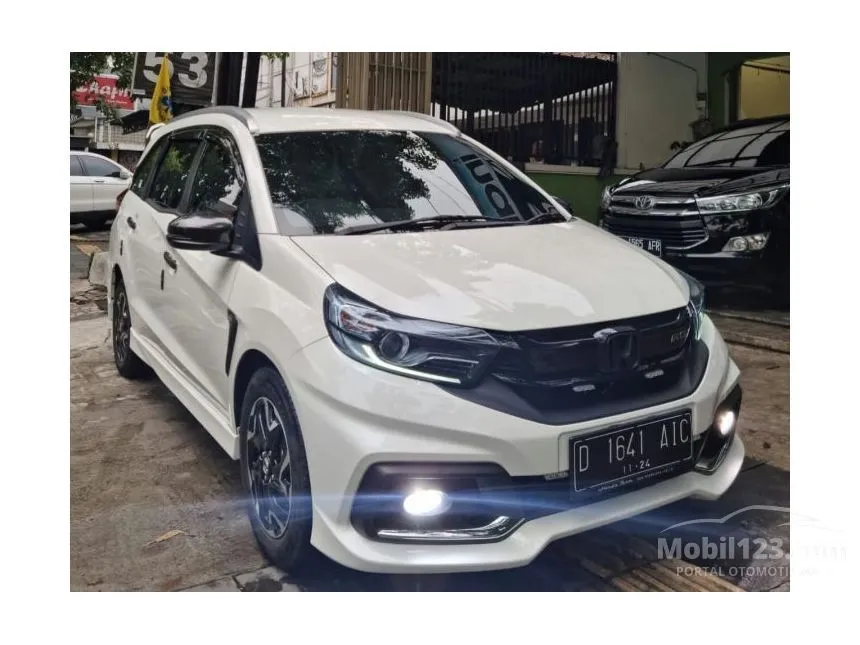 Jual Mobil Honda Mobilio 2019 RS 1.5 di Jawa Barat Automatic MPV Putih Rp 219.000.000