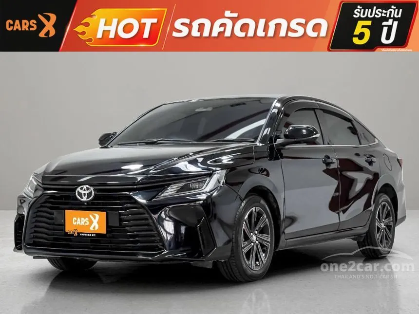 2023 Toyota Yaris Ativ Premium Sedan