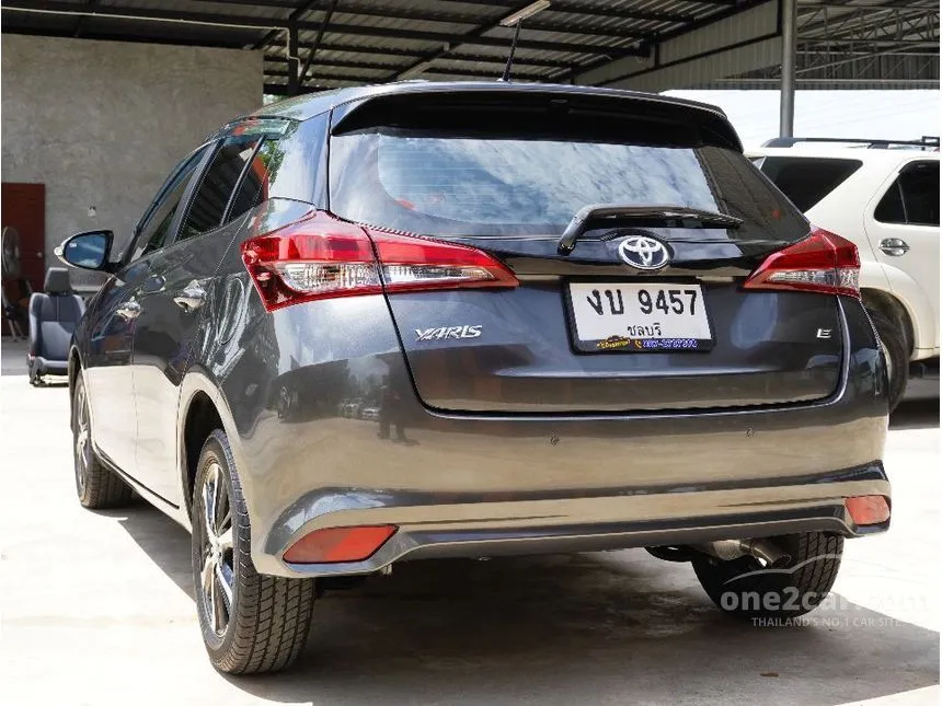 2019 Toyota YARIS E Hatchback