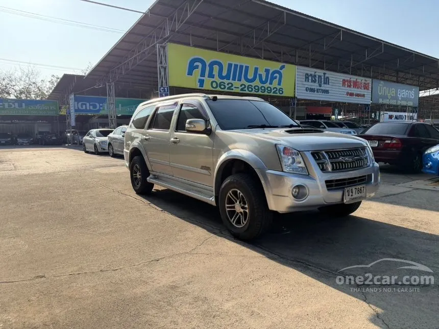 2009 Isuzu MU-7 Primo SUV