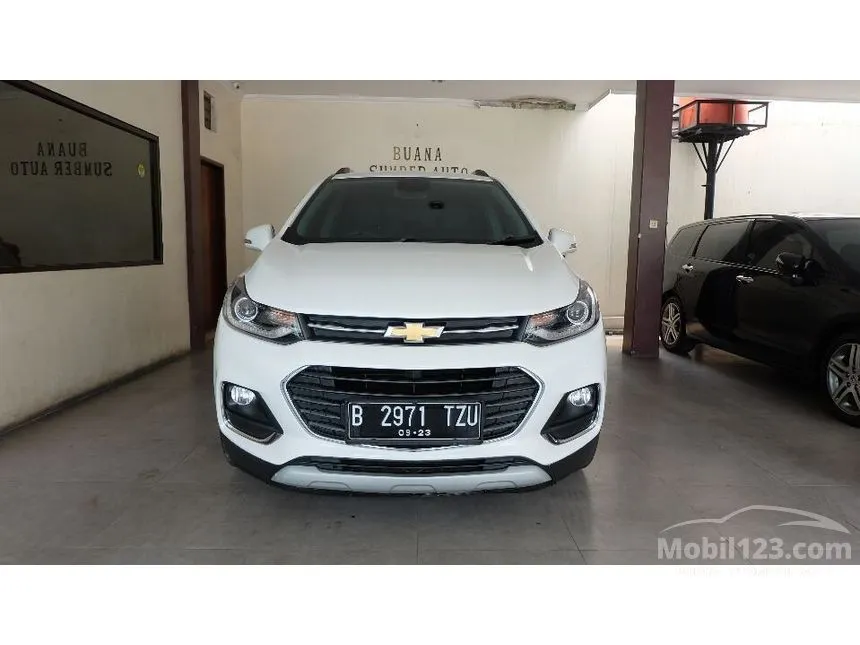 Jual Mobil Chevrolet Trax 2018 Premier 1.4 di Banten Automatic SUV Putih Rp 180.000.000